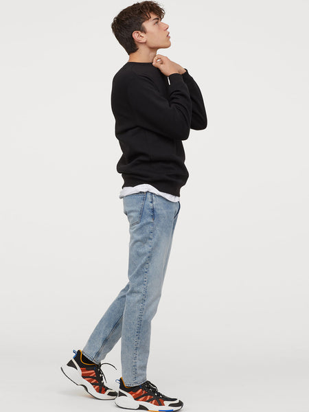 H&M (Men Black Solid Sweatshirt)